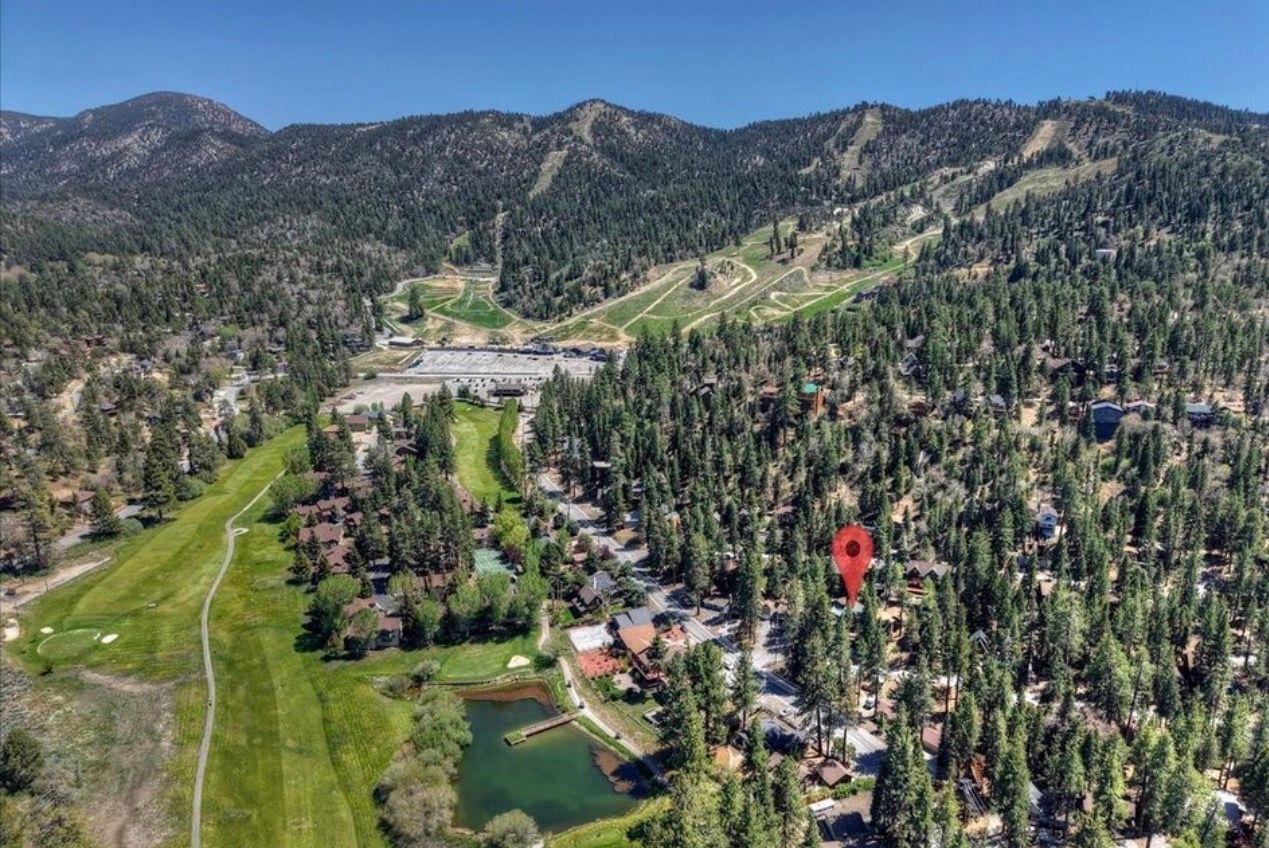 Location Location Location! Less than 1 MILE from Bear Mountain Resort, Pet Friendly — View 5 of 12