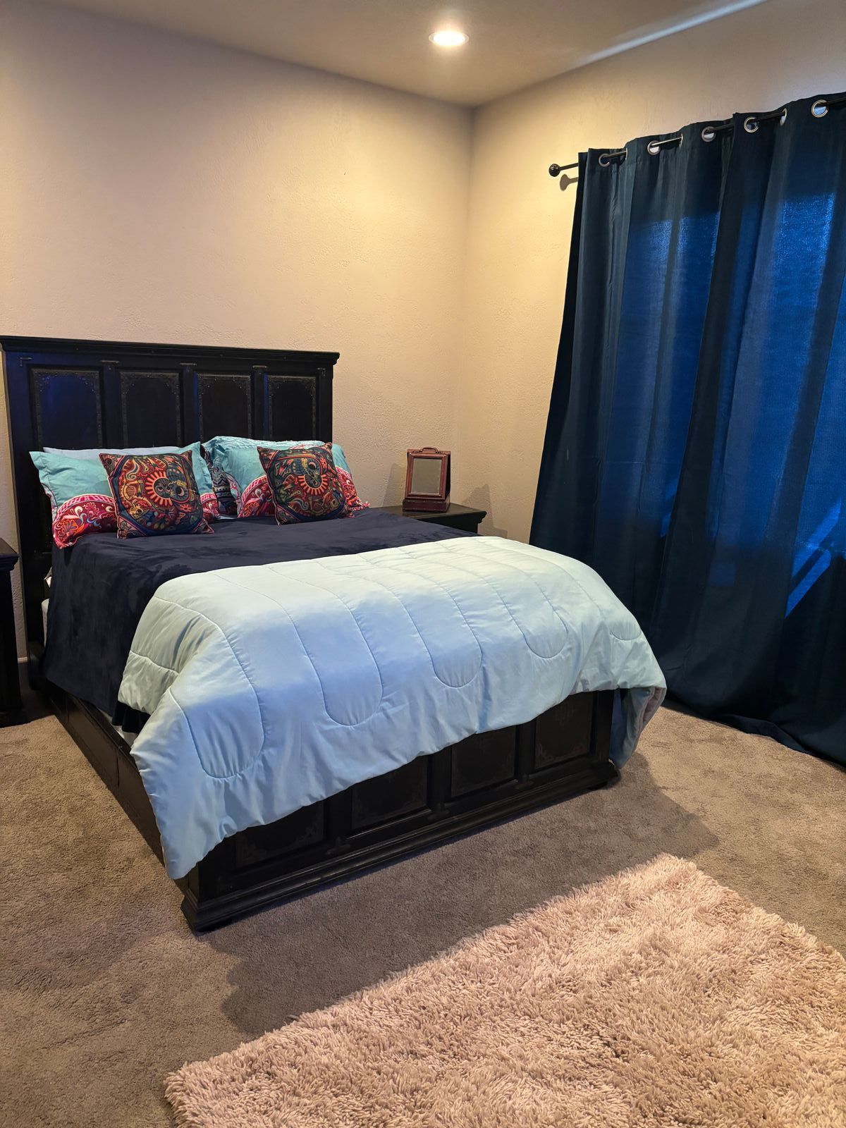 River View villa on the parker strip — Bedroom 9 of 64