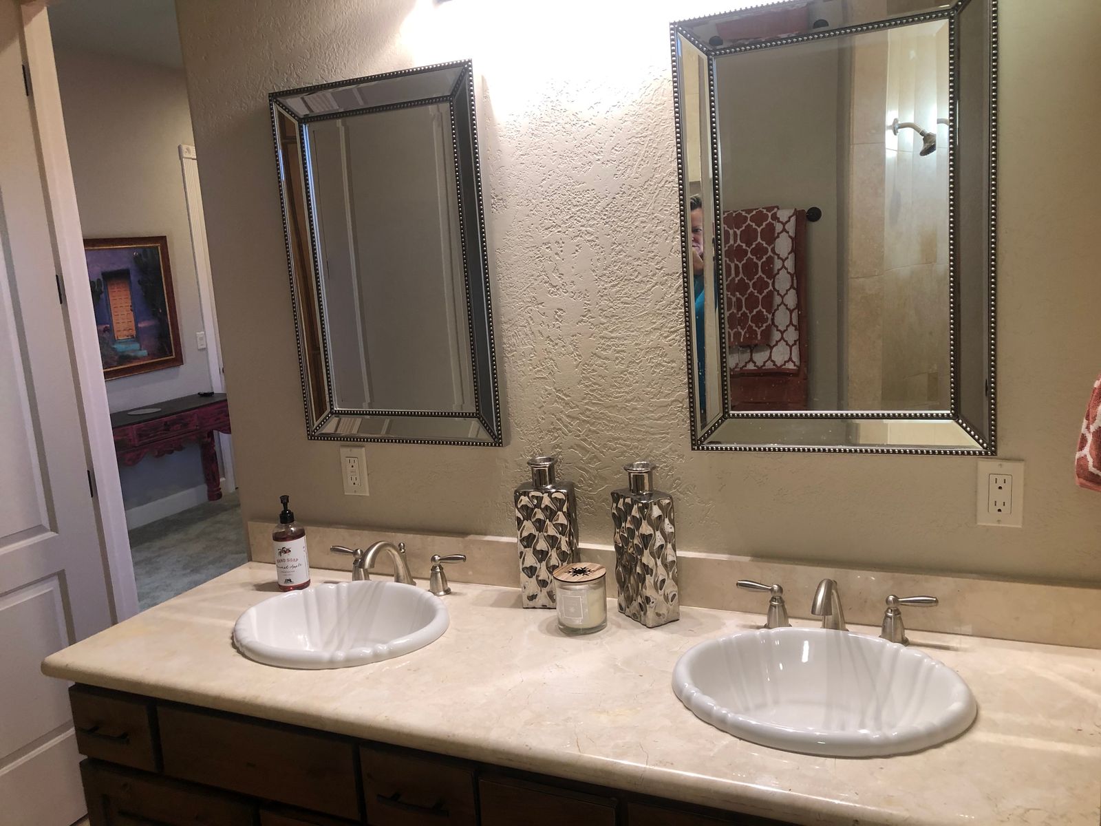 River View villa on the parker strip — Bathroom 15 of 64