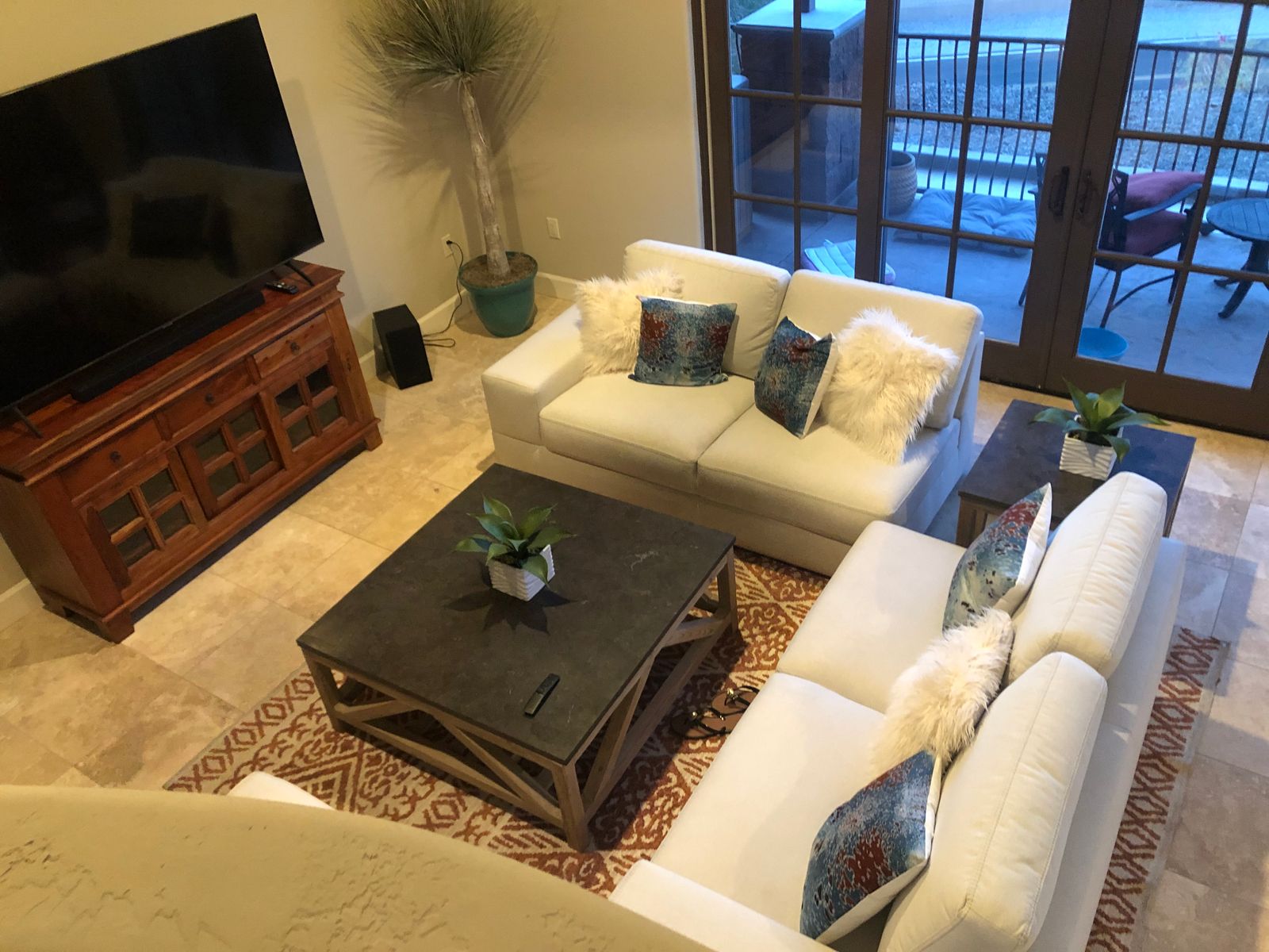 River View villa on the parker strip — Living Room 28 of 64