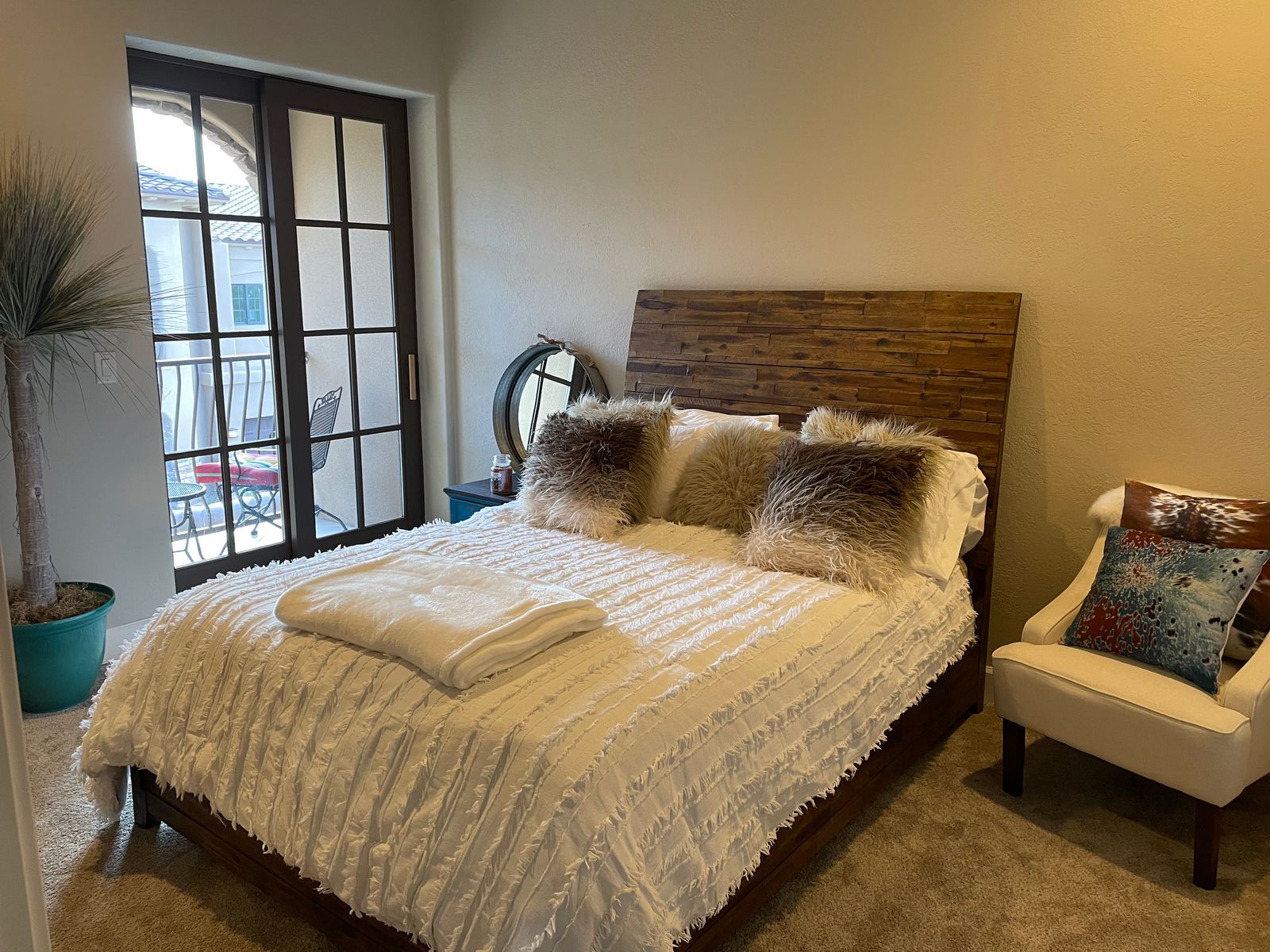 River View villa on the parker strip — Bedroom 35 of 64